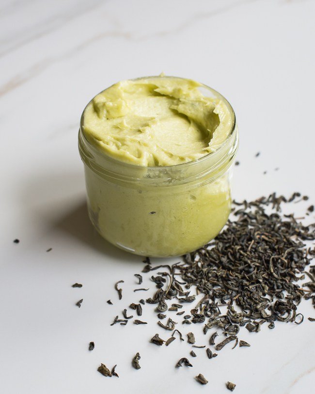Natural Dry Skin Remedies From Head to Toe